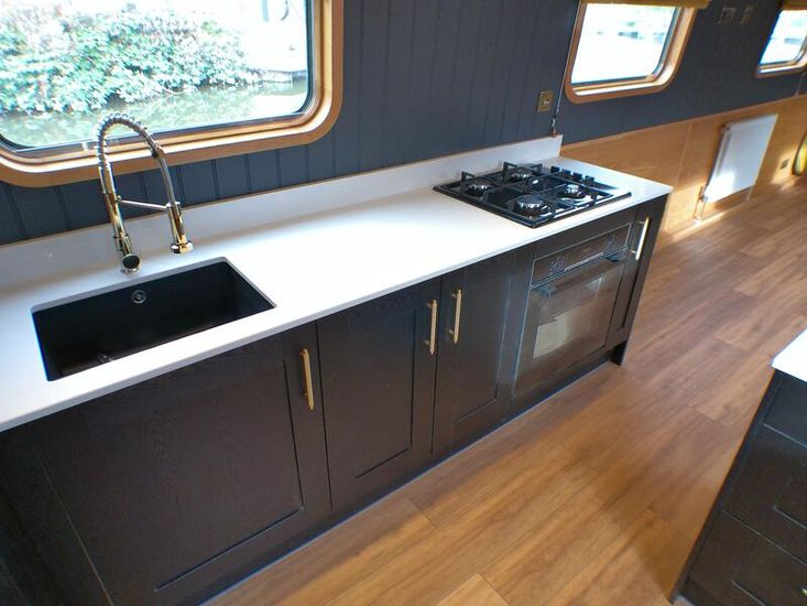 New Build - 2024 - WB 60ft x 10ft Cruiser Stern- Reduced to sell !
