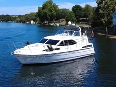 1998 Broom Ocean 38