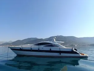 2005 Pershing 76