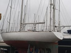 Carter 39 Olympic Yachts
