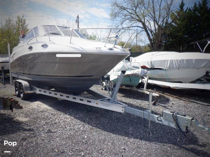 2006 Sea Ray 240 sundancer