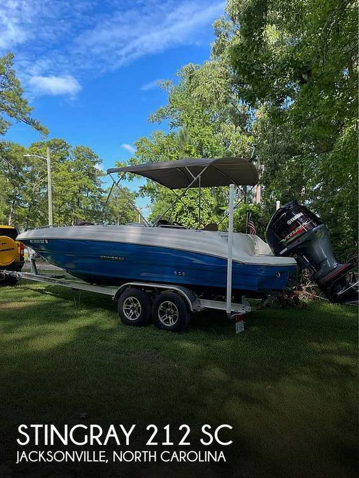 2022 Stingray 212 sc