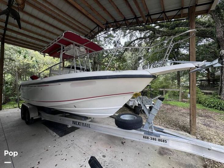 2000 Boston Whaler outrage 230