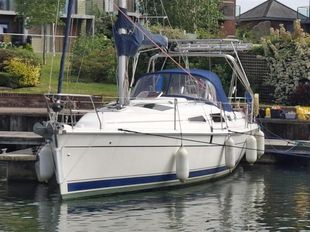 2005 Hunter Legend 33