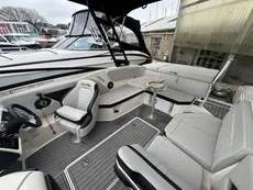 2022 Sea Ray SPX 230