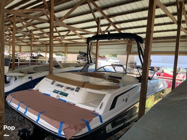 2021 Bayliner vr5