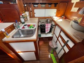 Westerly Sealord 39  - Galley