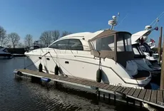 2011 Prestige 390 S