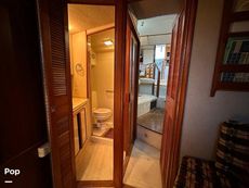 1986 Sea Ray 410 AFt Cabin