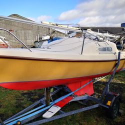 Hunter 19 on Galvanised Trailer