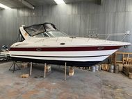 2004 Cruisers Yachts 320 Express