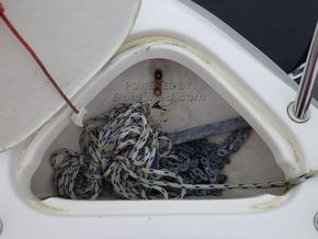 Bella 580 C Motor Boat - Anchor Locker