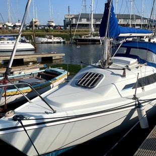 Hunter Horizon 23