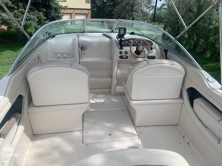 2002 Sea Ray 225 weekender