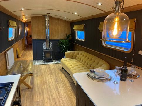 New Build - 2024 - Wide Beam 60ft x 10ft Cruiser Stern
