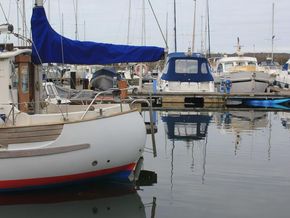 Fisher 30 Motorsailor - Stern