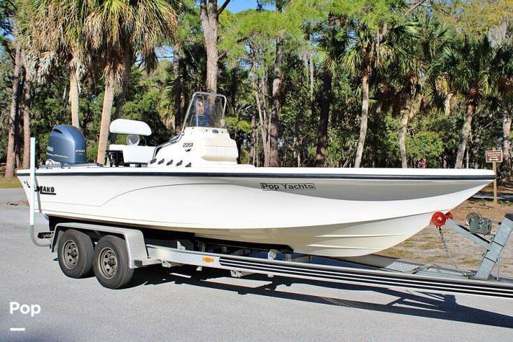 2010 Mako 2201 inshore