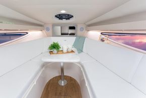 2025 Regal 28 Express 3