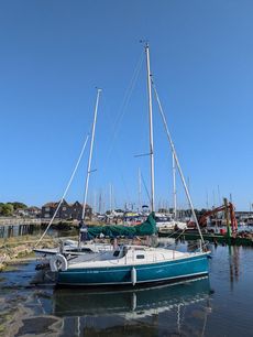 Jeanneau Sun 2000 Trailer Sailer