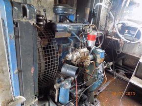 Steel work boat Work Boat  - Engine
