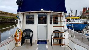 Access to the Fly-Deck