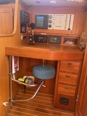 2004 Faurby  363 Deluxe 13