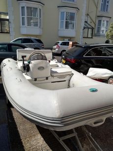 2010 Walker Bay Genesis 310 Rigid Inflat