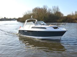 Broom 30 Coupe