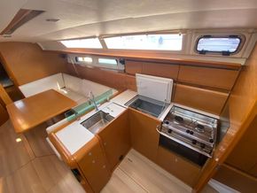 Jeanneau Sun Odyssey 449  - Interior