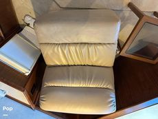 1986 Sea Ray 410 AFt Cabin