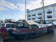 "Orange & Blue" House Boat