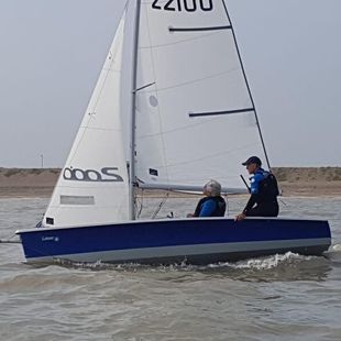 Laser 2000 Dinghy – Excellent Condition