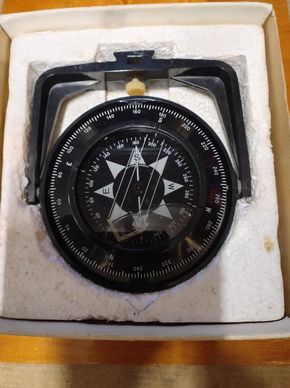 Sowester Compass