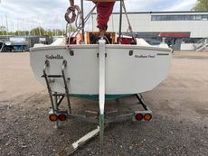 2003 Cape Cutter 19