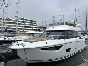 2016 Jeanneau Velasco 37