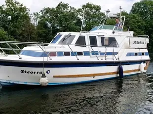 1994 Aquastar 33 Ocean Ranger