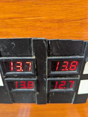 4 batteries: one engine start priority charged, 2 house batteries, 4th windlass/bow thruster