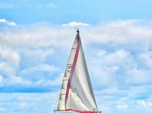 1972 Offshore Yachts Halcyon 27