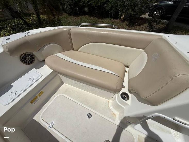 2016 NauticStar 223 DC Sport Deck