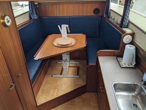 Dutch Barge Rogger 850 AK Widebeam - Interior