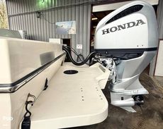 2022 Defiance Admiral 220 EX