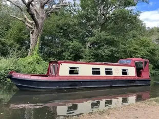 2004 Sea Otter 38' x 8' 6'' Mid Beam Widebeam