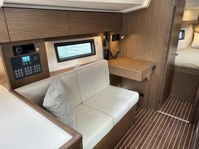 2025 Bavaria C38 15