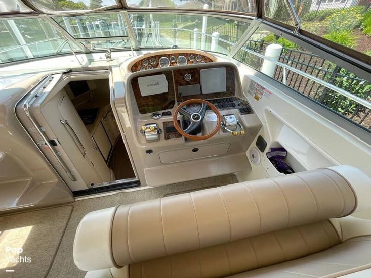 1999 Sea Ray 330 express