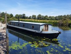 60' x 10' Collingwood Widebeam 2018. Freshly blacked, new anodes. 