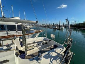 2001 Dufour  32 Classic  9