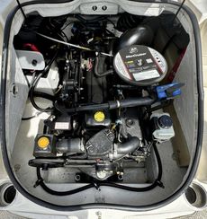 MAXUM 1800 MX BOWRIDER + MERCRUISER 3.0L TKS