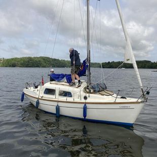 Leisure 23 bilge keel