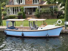 SALTRAM 24 PILOT - 1980