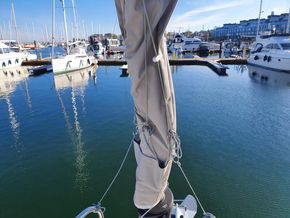 2021 Bavaria Vision 42 36